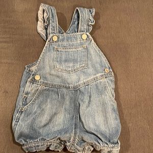 Gap Overalls 6-12 Months